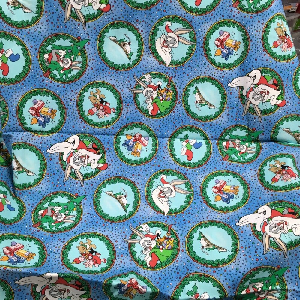 Cranston Looney Tunes Bugs Bunny Christmas Fabric Blue Green Presents 5.5 Yds